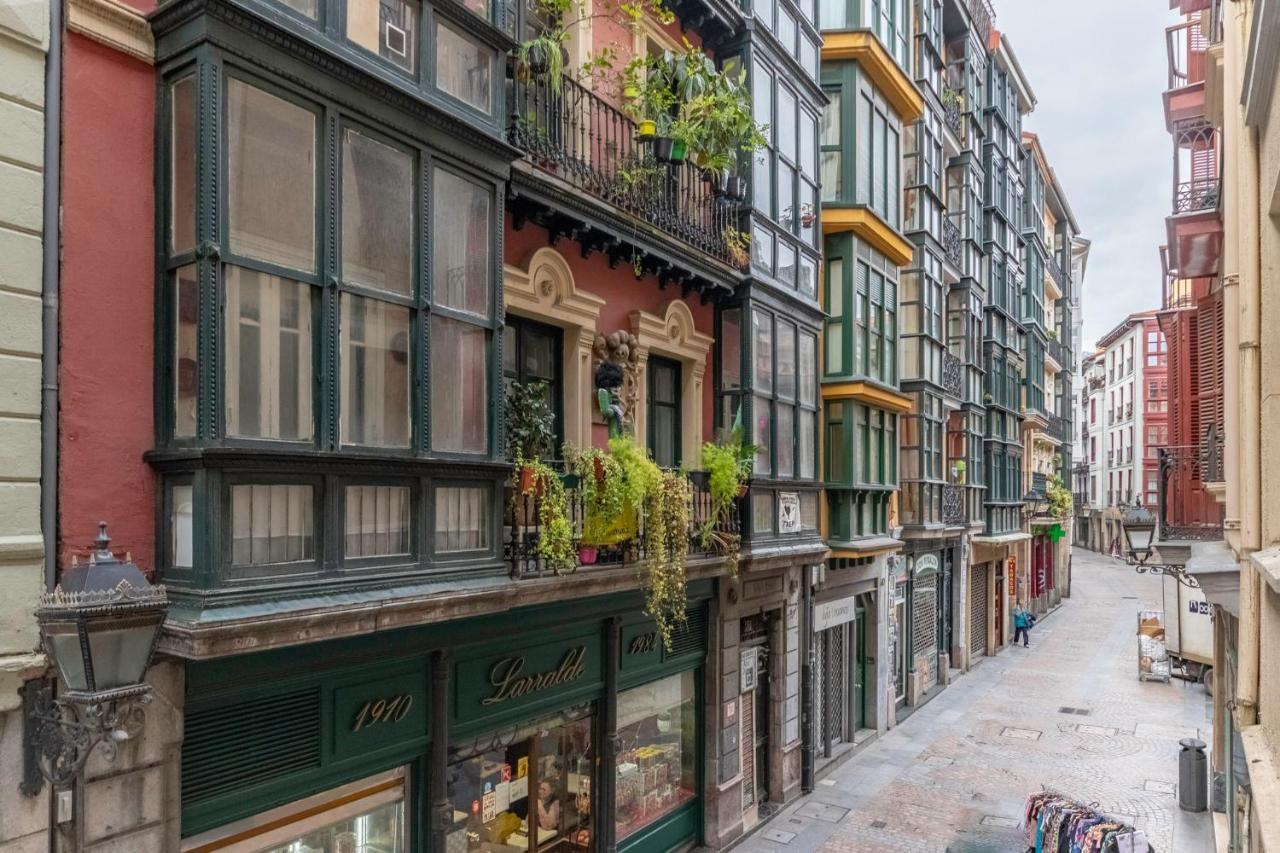 Centro Del Casco Viejo Junto A La Catedral Apartment Bilbao Exterior photo